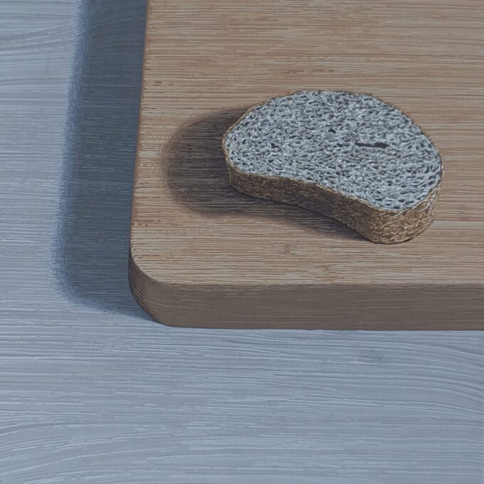Giuseppe Sciortino, Tagliere con fetta di pane, 2025, tempera su carta applicata su tavola, 20x20cm